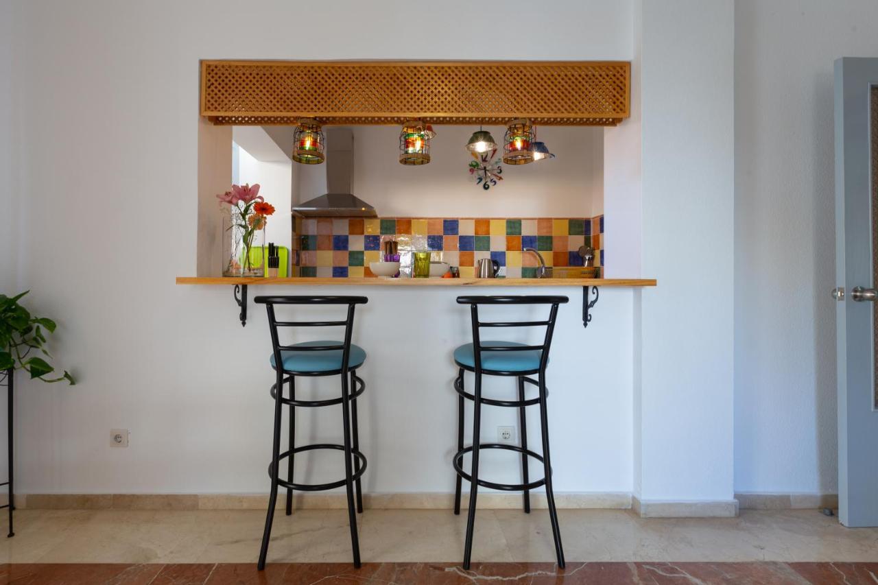 Luminoso Apartamento De Dos Habitaciones Con Terraza Y Parking En El Centro Málaga Dış mekan fotoğraf