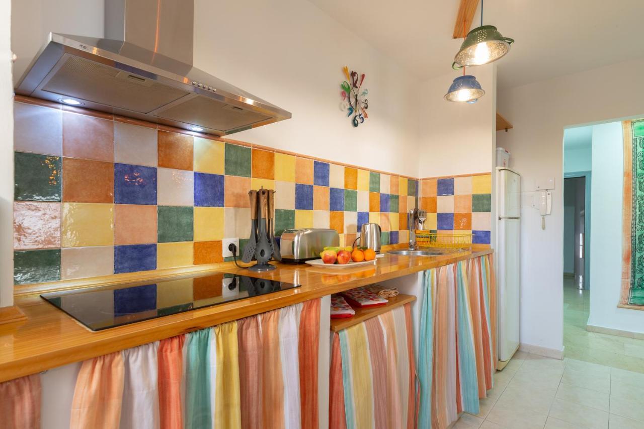 Luminoso Apartamento De Dos Habitaciones Con Terraza Y Parking En El Centro Málaga Dış mekan fotoğraf